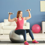 Nechce sa vám chodiť do posilňovne? Zriaďte si doma vlastnú!